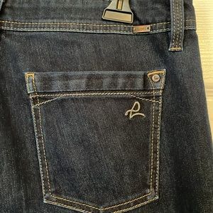 Like New. DL1961 "Joy" High Rise Flare Jeans Size 32. 4 way stretch. 360 comfort